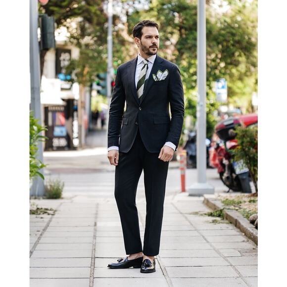 Cole Haan Shiny Black Leather Tassel Loafers | Classic Polished Dress Loafer NEW - Picture 6 of 15